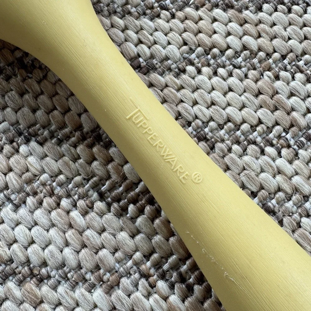 VTG Tupperware Harvest Gold Salad Serving Spoon Tosser Spork 12